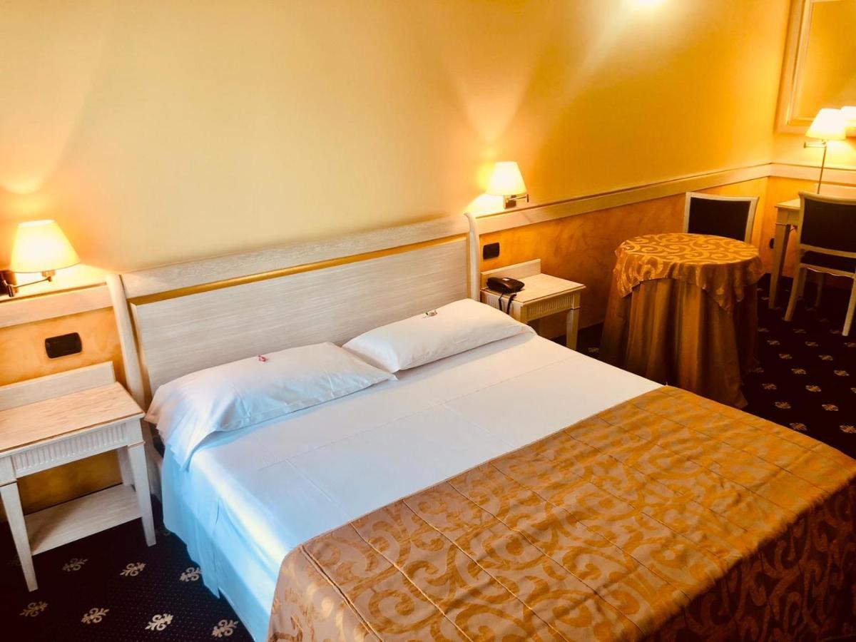 Motel Malpensa Inn & Hotel-Airport Case Nuove  Exteriér fotografie